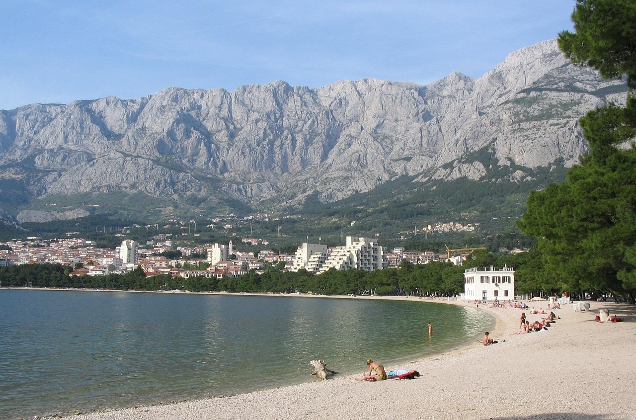 Makarska gastro vodič: gdje jesti, najbolji restorani, konobe i lokalni specijaliteti